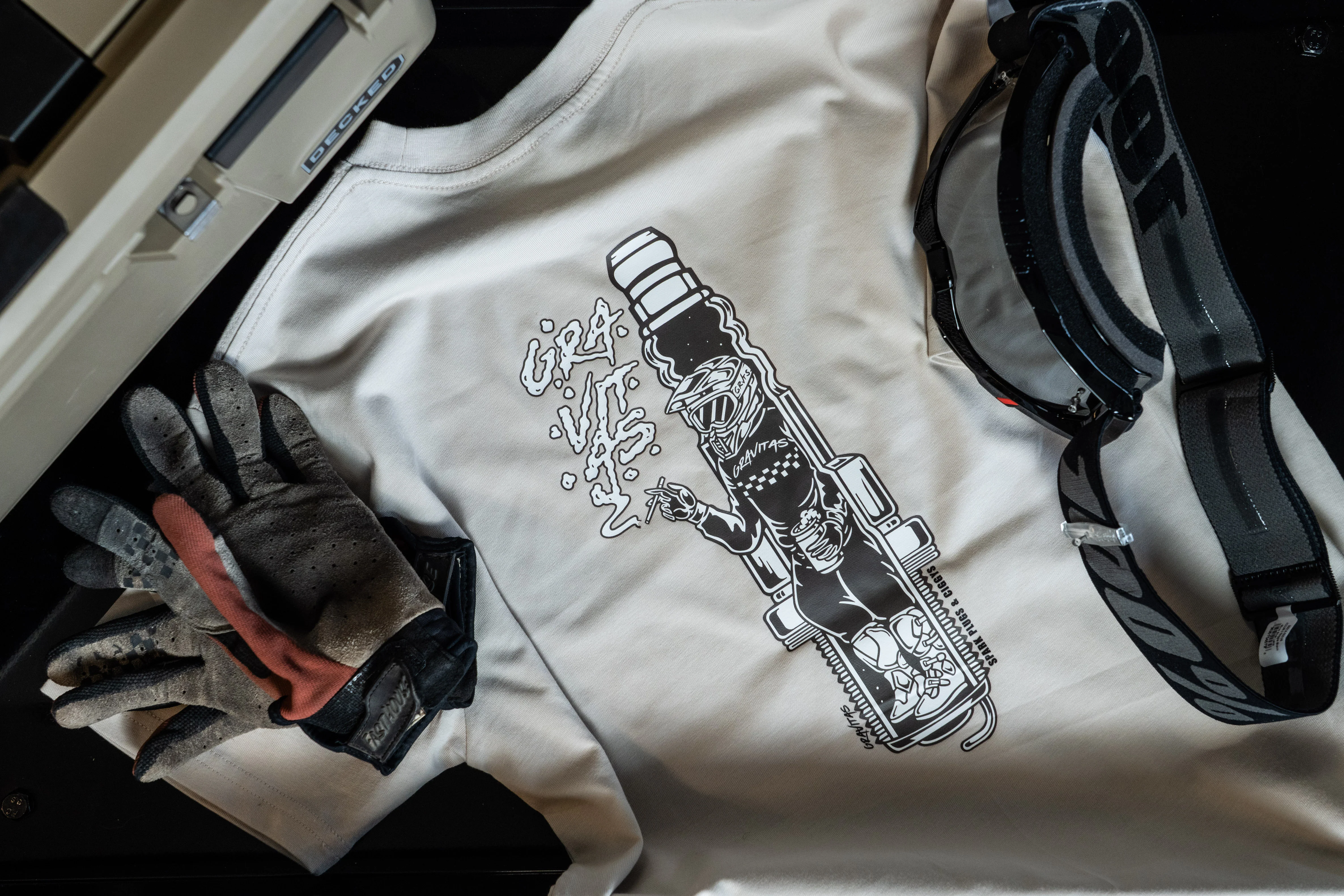 Spark Plug Tee Bone - Image 3